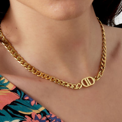 D x Chain Necklace
