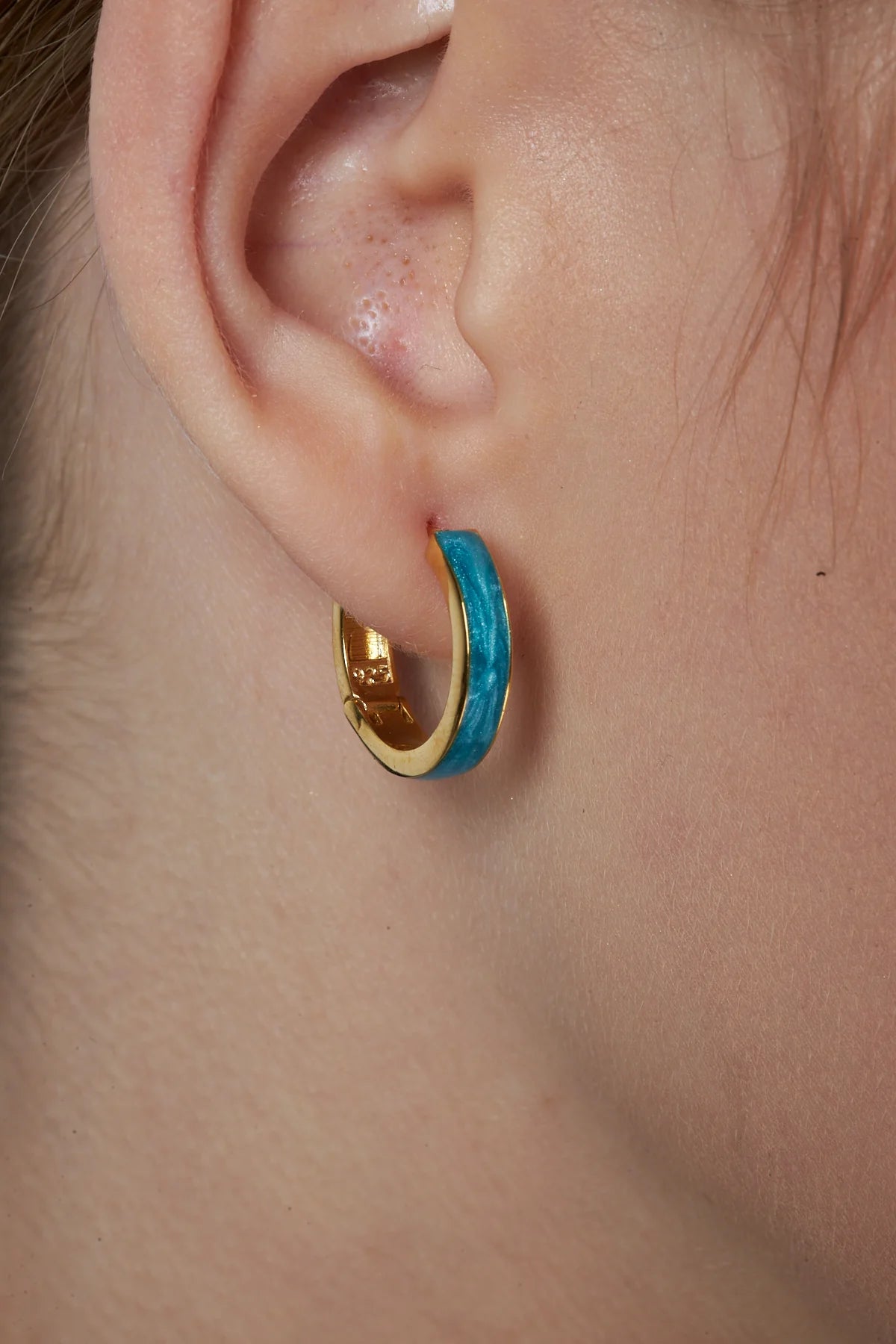 Blaue Reif Ohrringe mit Bügeln