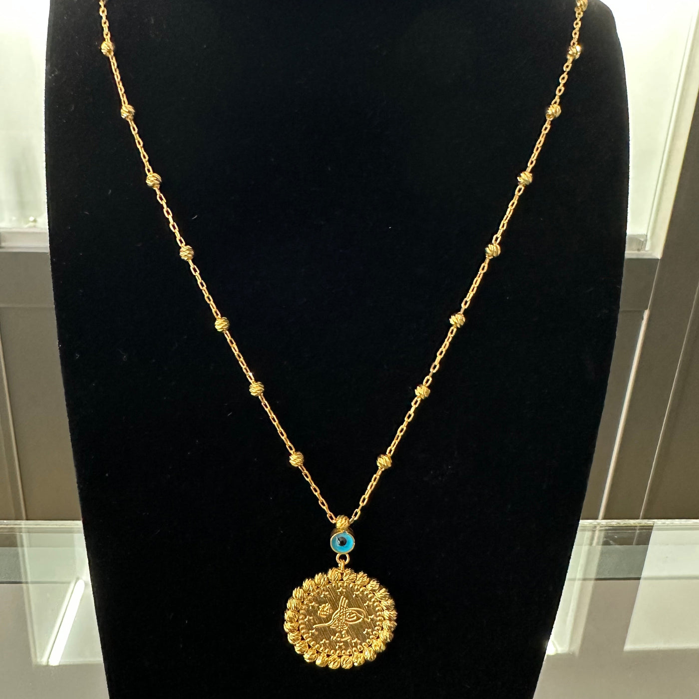 Resat Nazar Dorika Kette